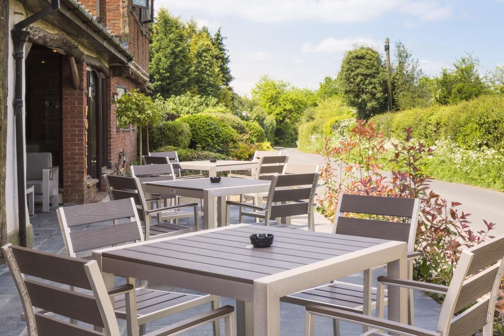 The Chequers Inn Beaconsfield Kültér fotó